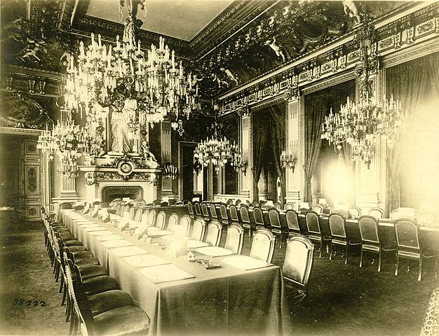 (the first meeting hall of the League of Nations, 1920, open-source, From Woodrow Wilson Presidential Library Archives.)